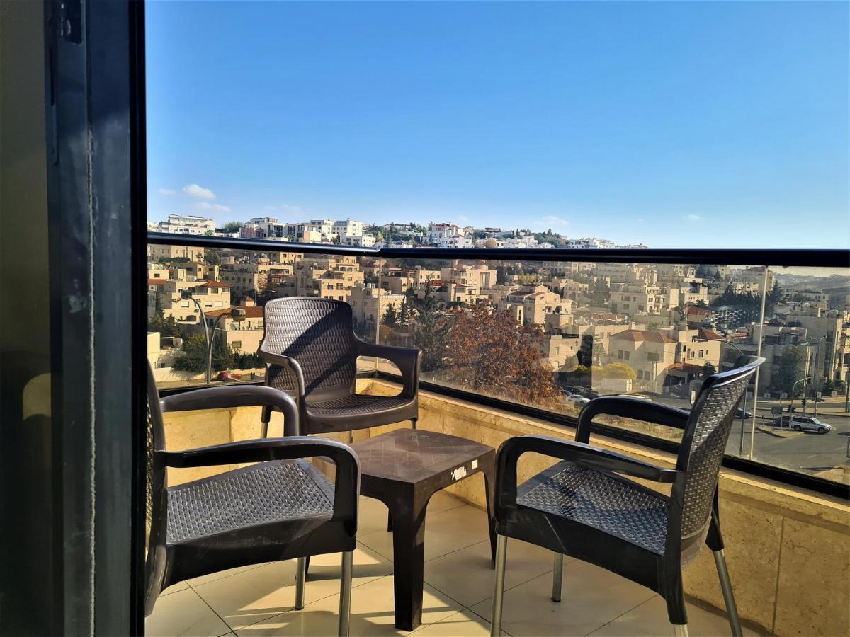 Dair Ghbar Gate Apartments Amman Exterior foto