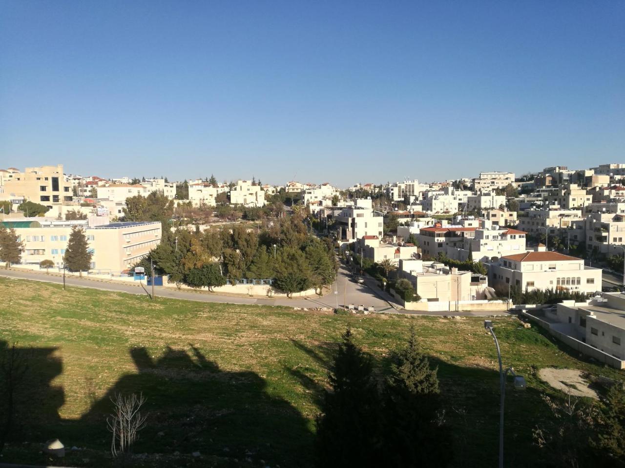 Dair Ghbar Gate Apartments Amman Exterior foto